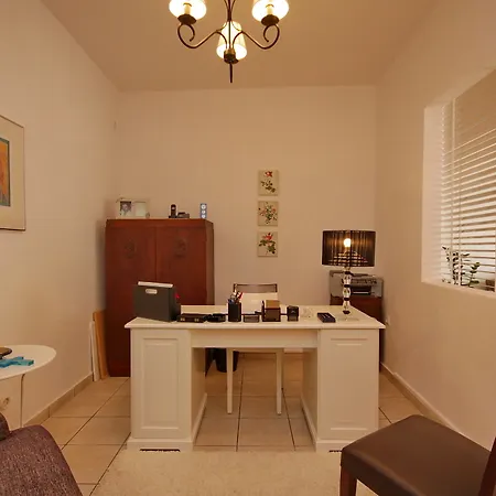Aloe Luxury & Apartment