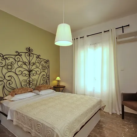 Aloe Luxury & Porto Cheli