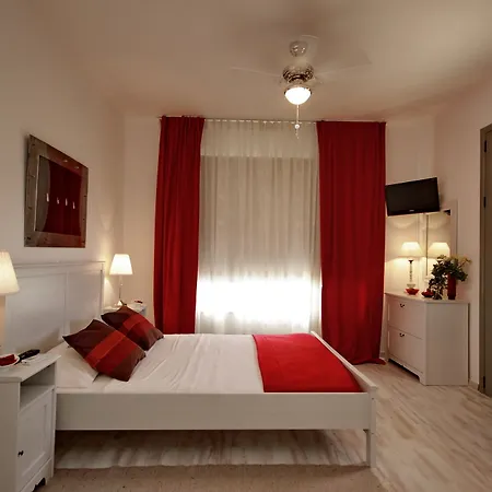 Aloe Luxury & Apartment
